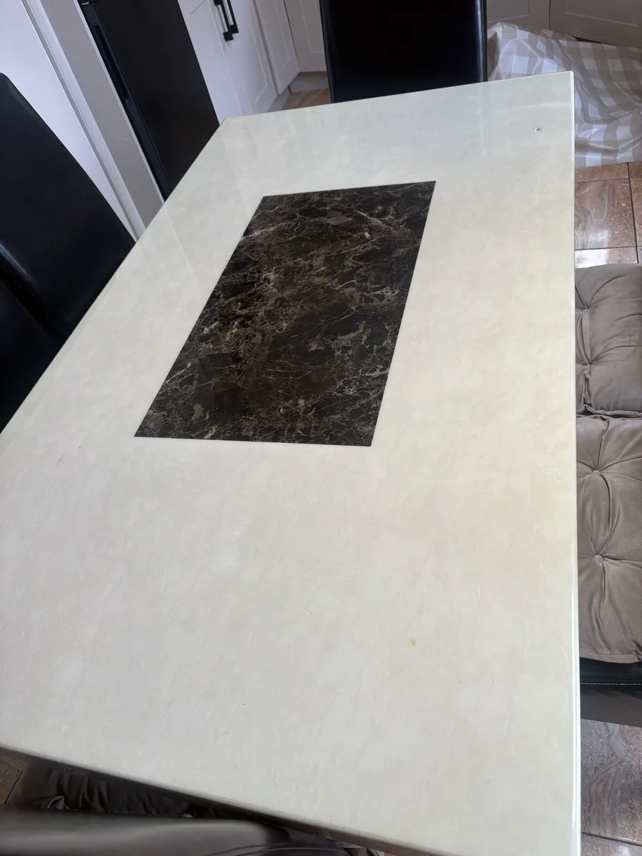 Large  marble table - Image 4