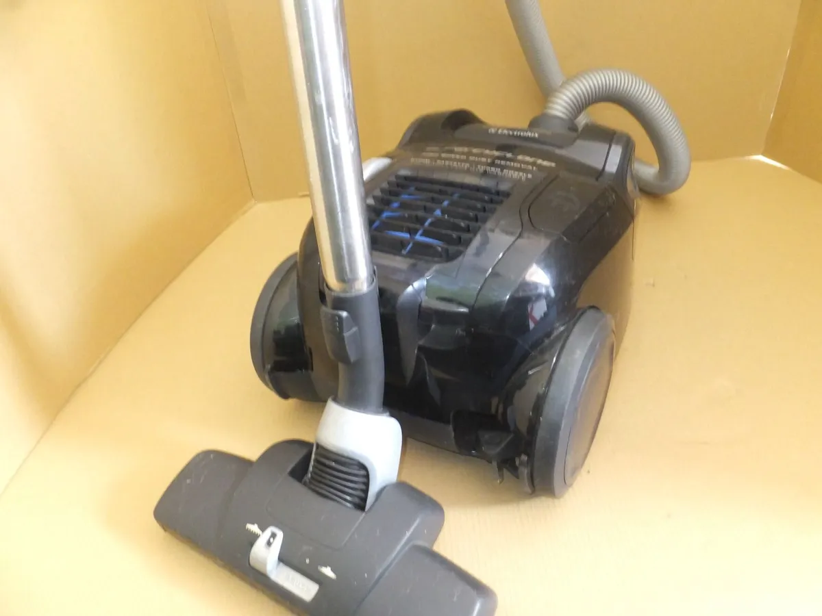 ELECTROLUX vacuum cleaner - Image 4