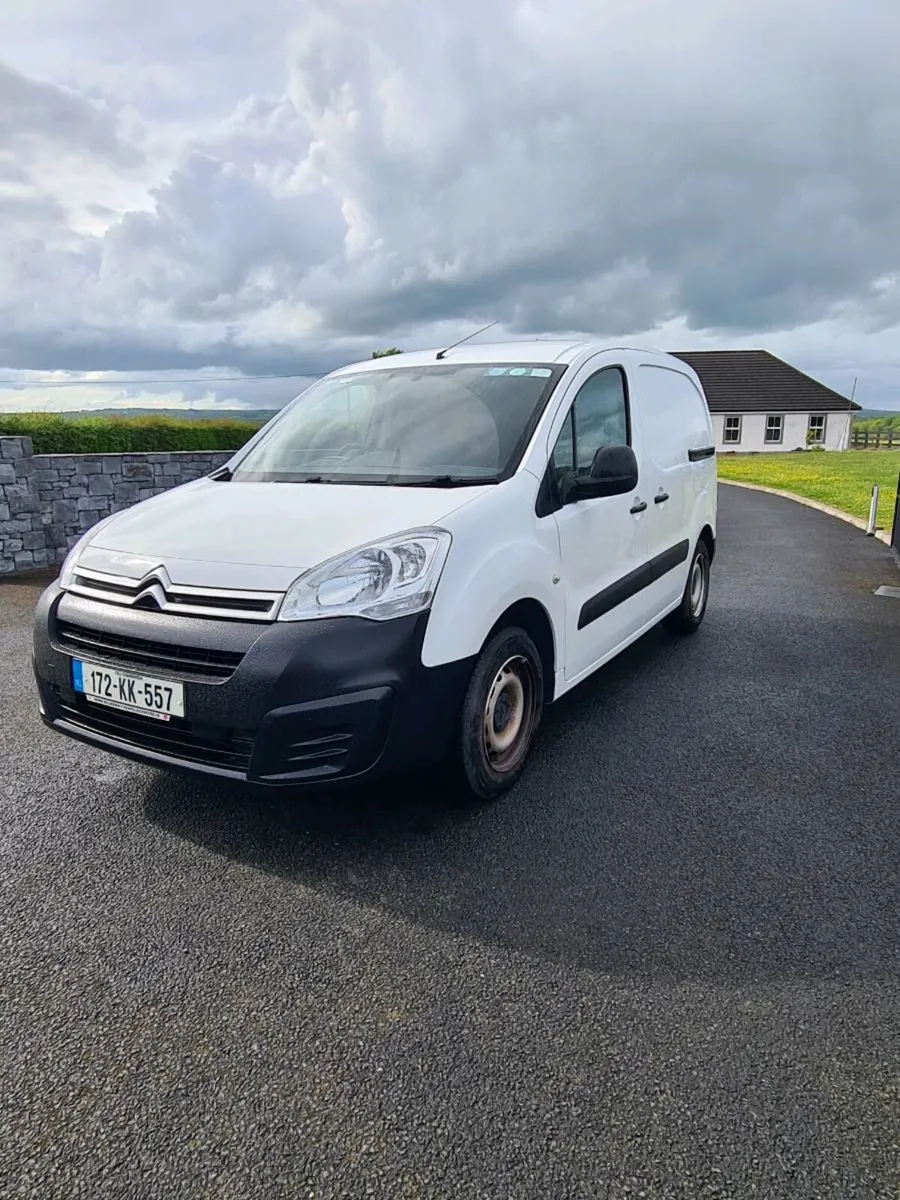 172 citroen berlingo tiny milage - Image 2