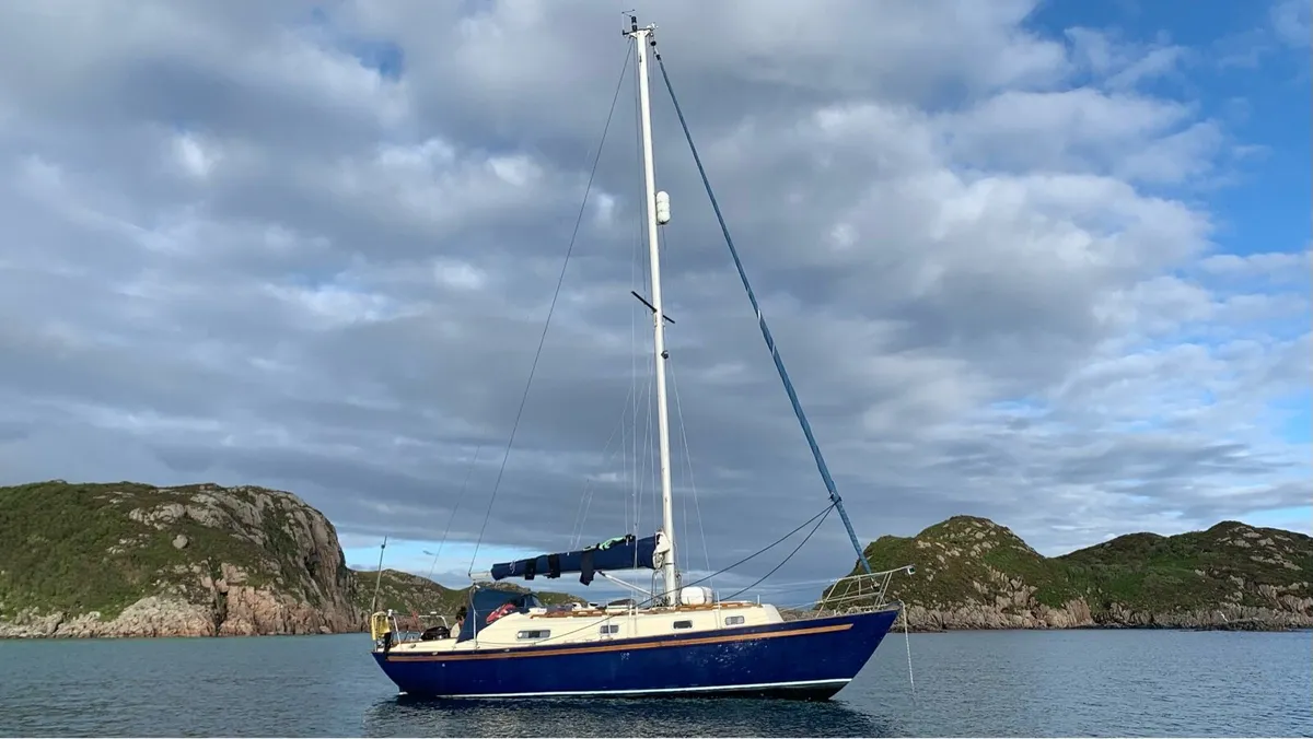 Sailing boat - Image 1