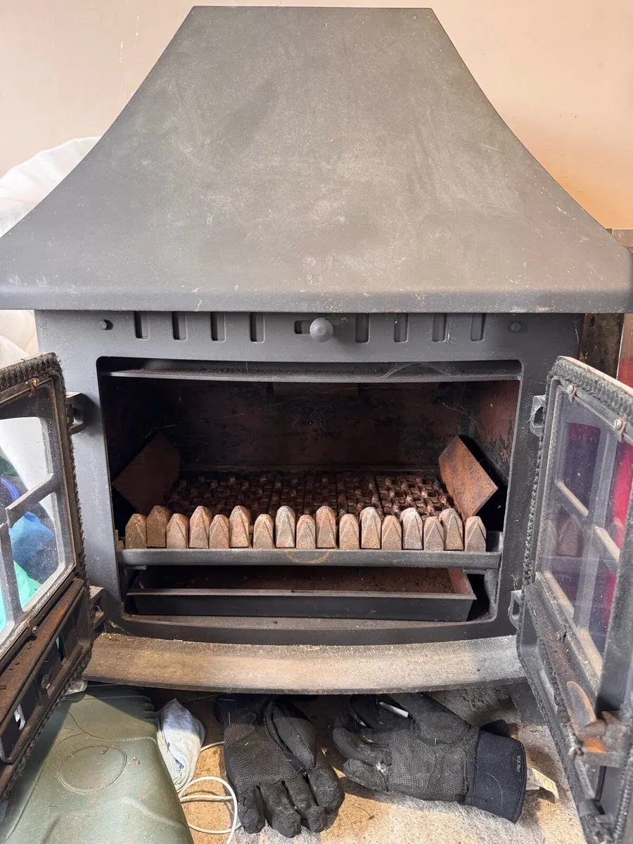 Stove - Image 2