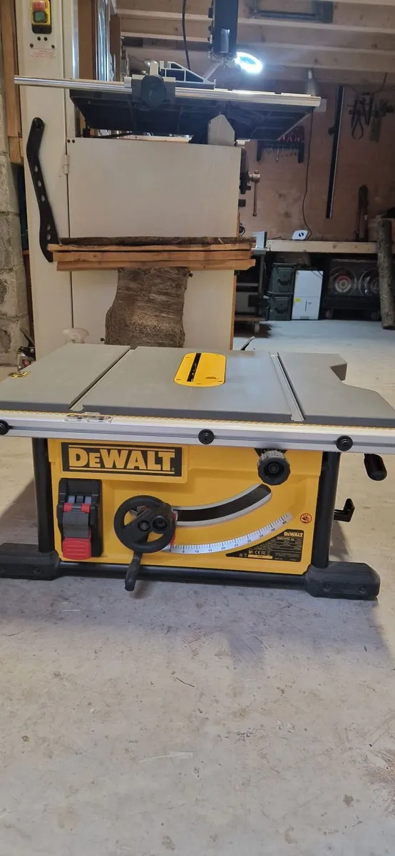 Dewalt dwe7492 250mm tablesaw 240v - Image 3