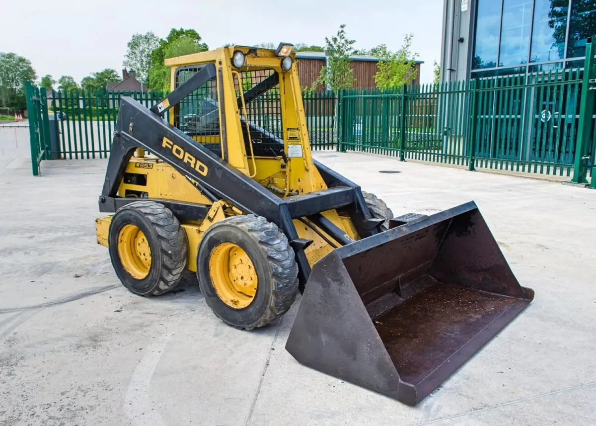 Ford L553 diesel skidsteer loader - Image 1