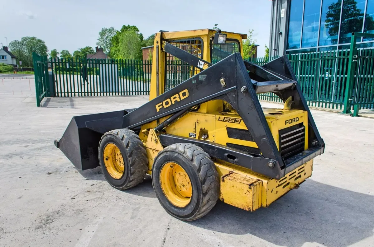 Ford L553 diesel skidsteer loader - Image 2
