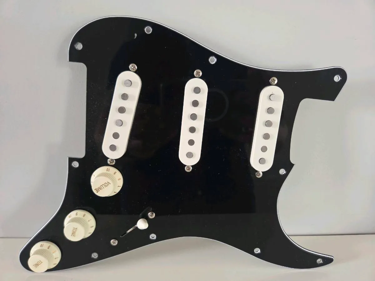 Fender Squier Loaded Pickguard - Image 1