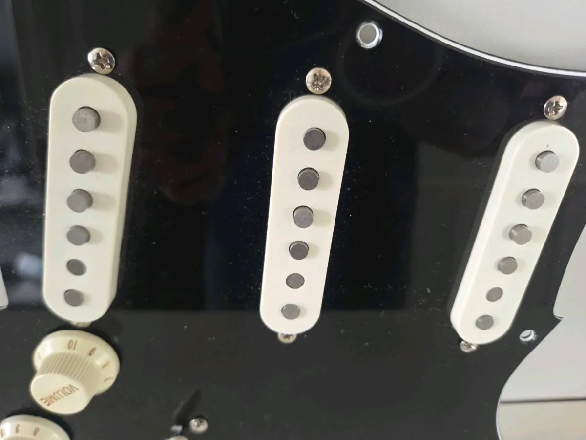 Fender Squier Loaded Pickguard - Image 2