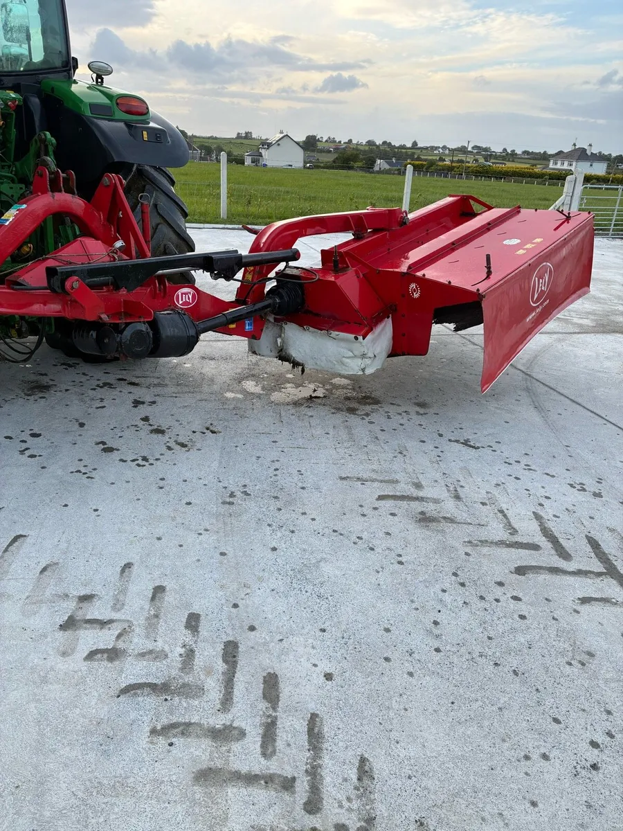 Lely 240 mower - Image 2