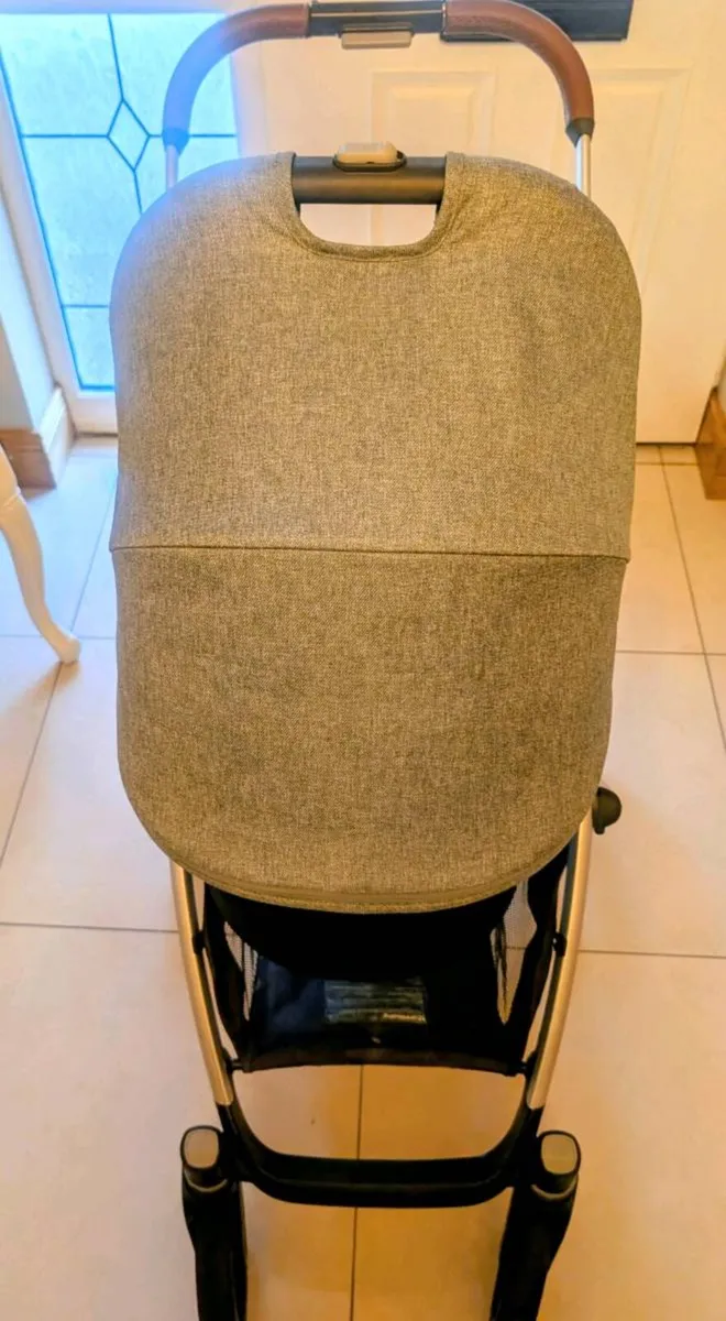 UPPAbaby Cruz Full Set - Excellent Condition - Image 4