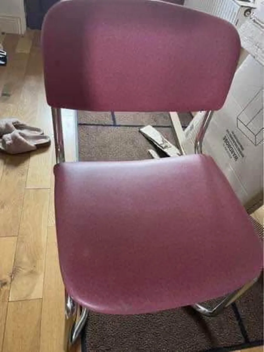 Meeting chair - Image 1