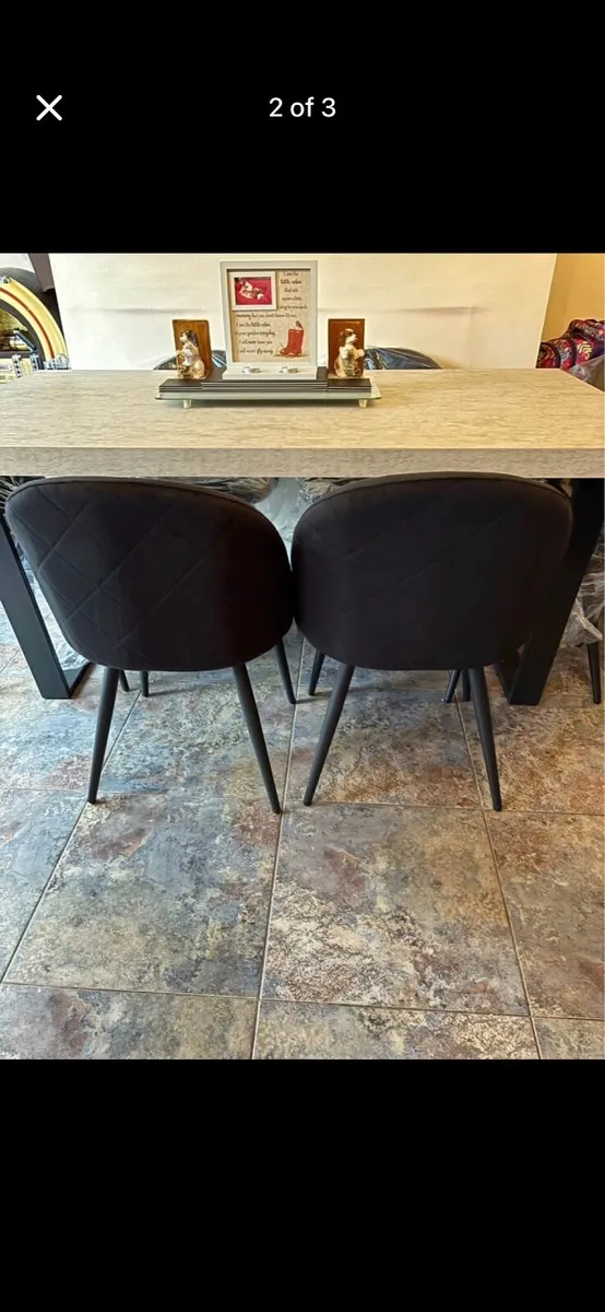Black velvet Dining chair - Image 2