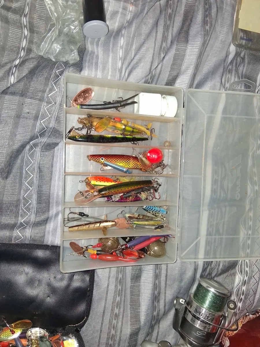 Fishing tackle - Image 1