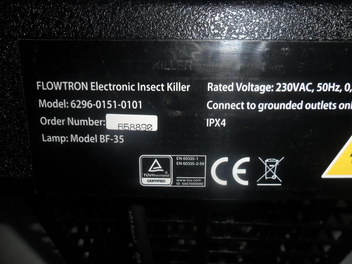 electronic insect killer - Image 2