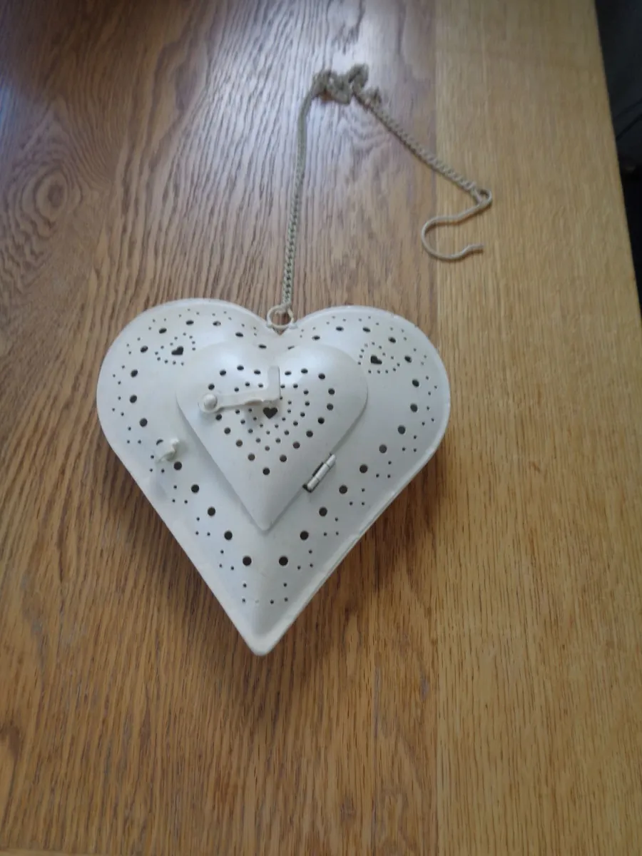 Shabby Chic Hanging Heart Shaped T Light Holder - Image 1