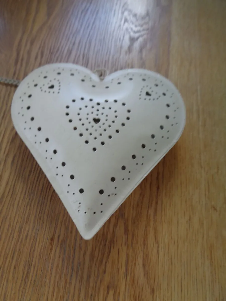 Shabby Chic Hanging Heart Shaped T Light Holder - Image 3