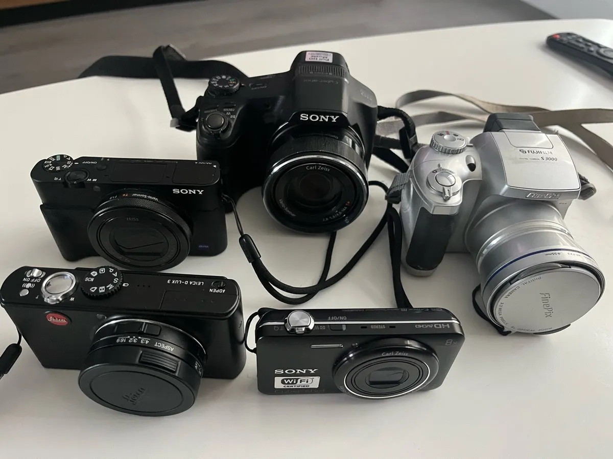 Cameras - Image 1