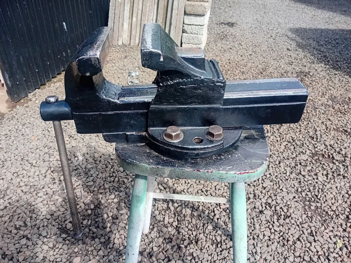Large Bench Vice