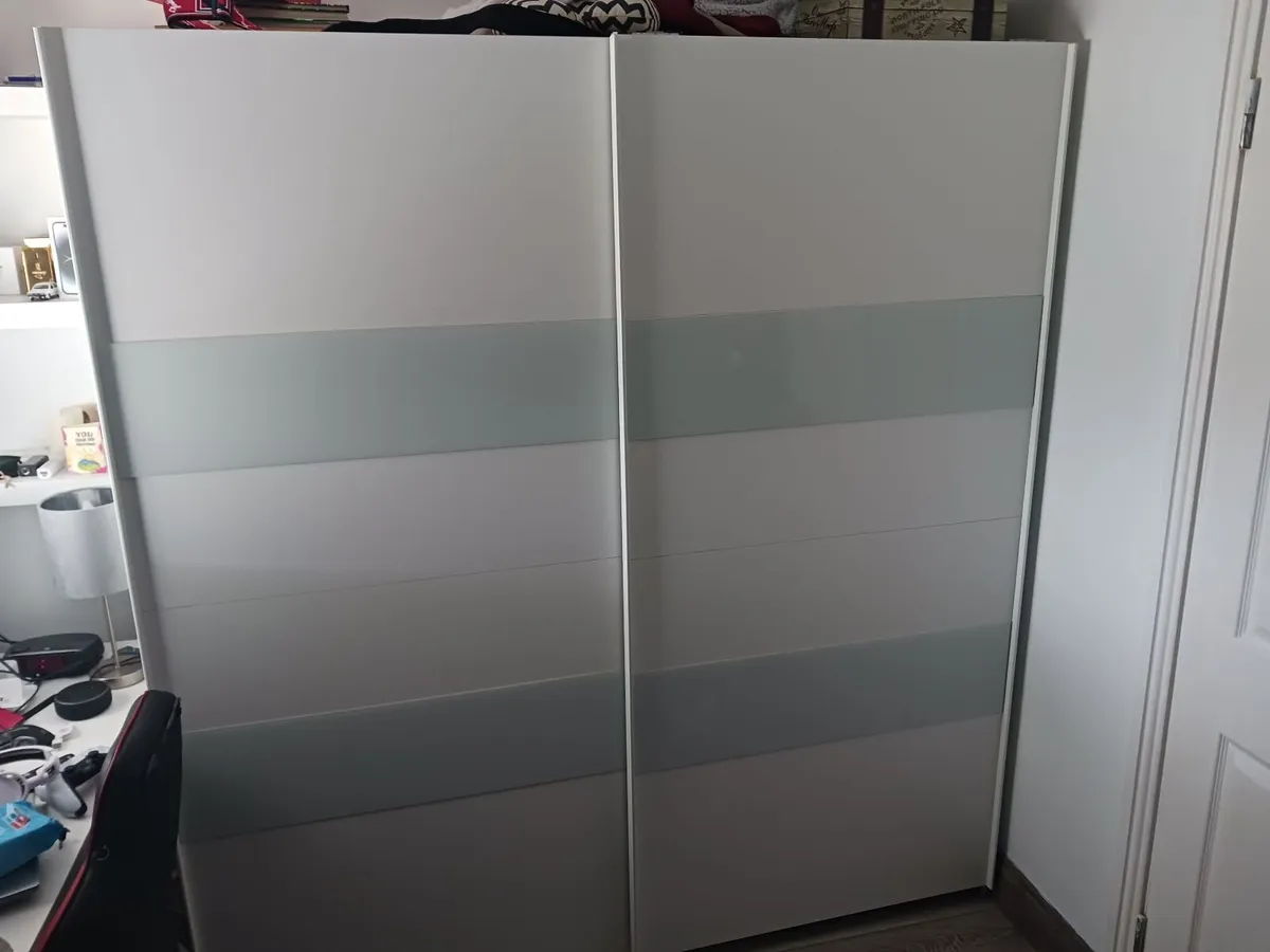 Sliding wardrobe - Image 3