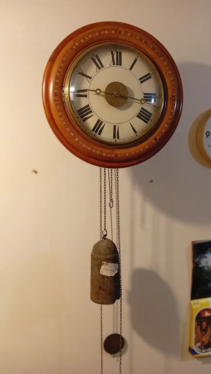 Antique Wag of the Wall clock - Image 3