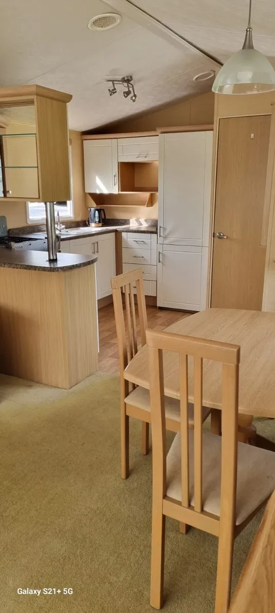 Mobile home - Image 1