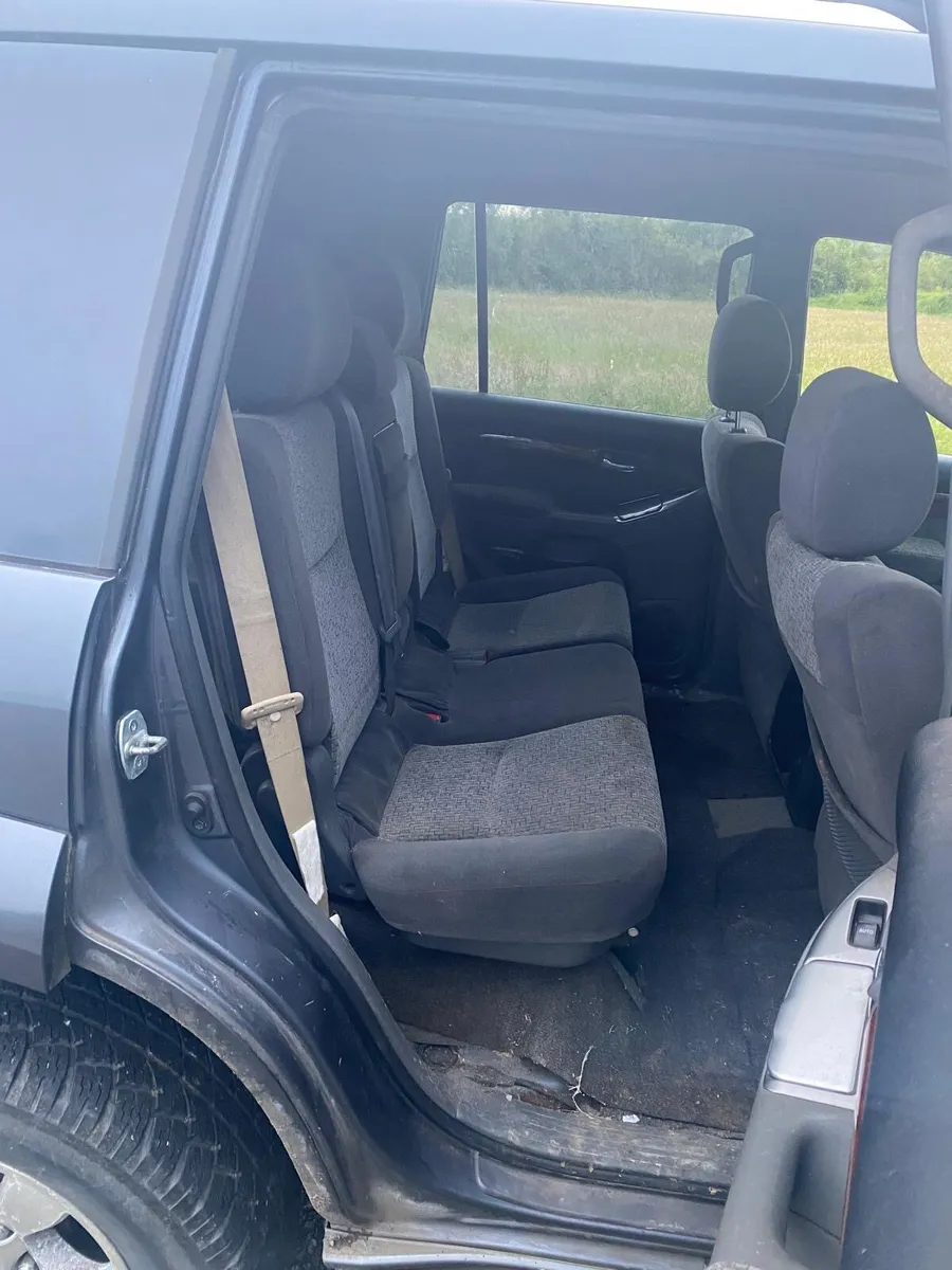 Toyota Landcruiser - Image 4
