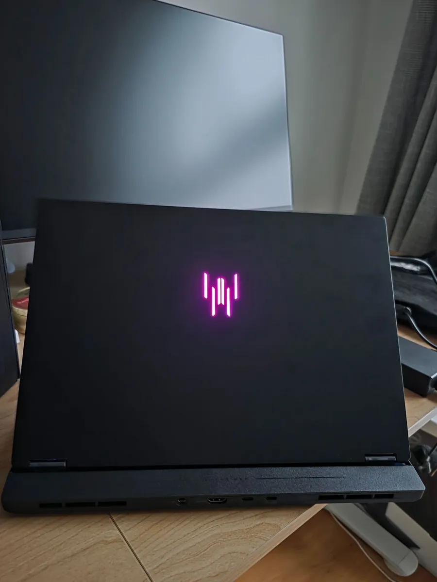 Acer Predator Helios Neo 16S AI RTX 5070 Ti + Extr - Image 2