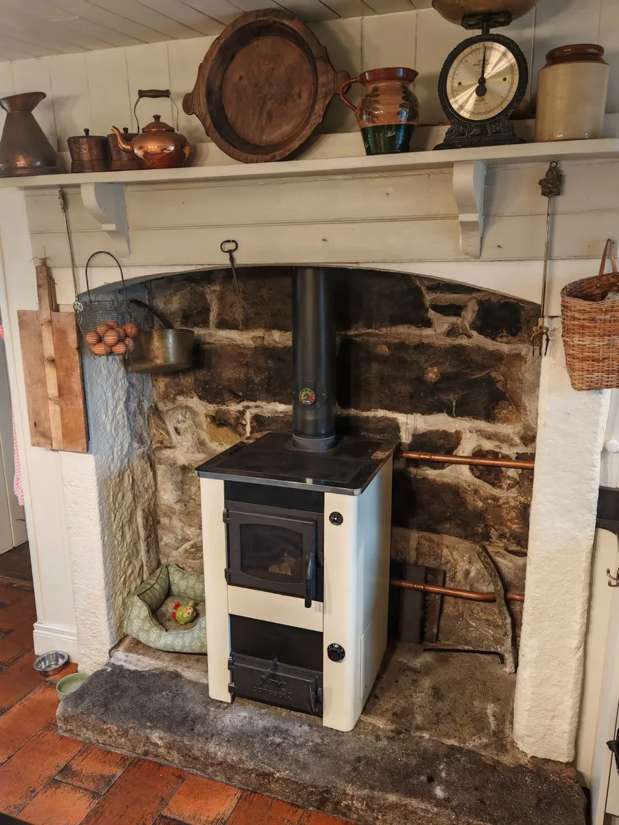 Concept 2 back boiler stove 25kw - Image 2