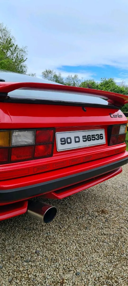 Porsche 944 turbo - Image 4