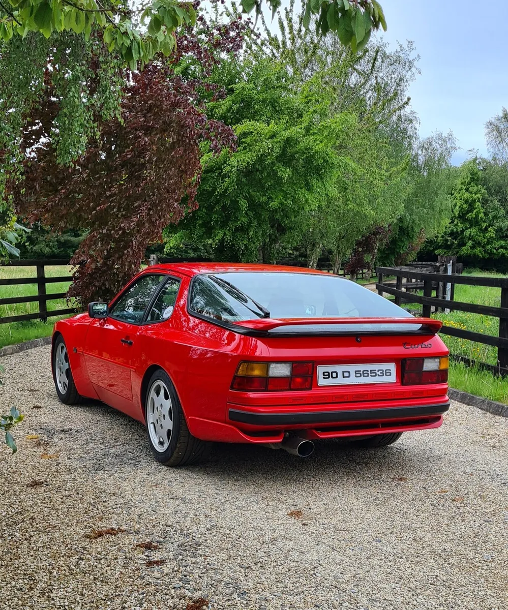 Porsche 944 turbo - Image 3