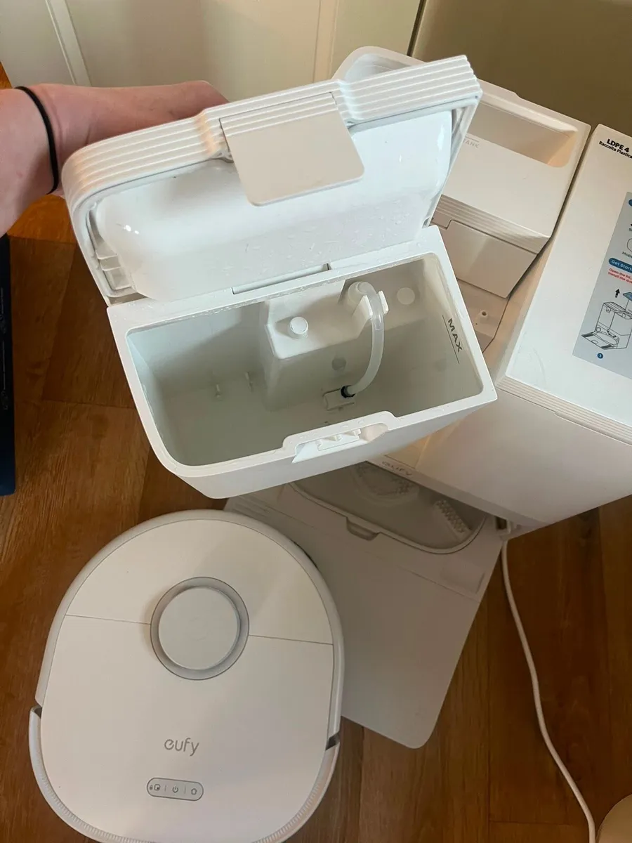 Eufy Robot Vacuum & Mop - Image 2