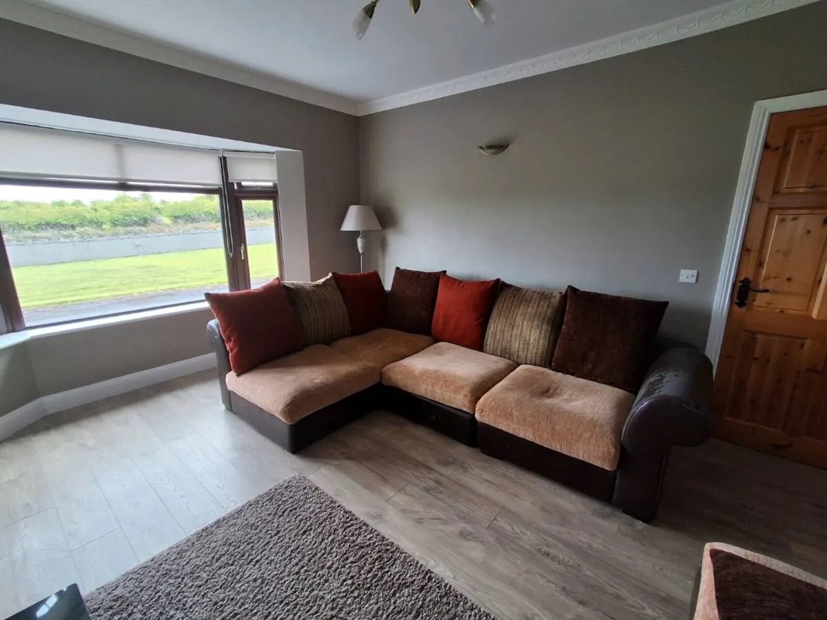 Suite of furniture(Couch) - Image 4