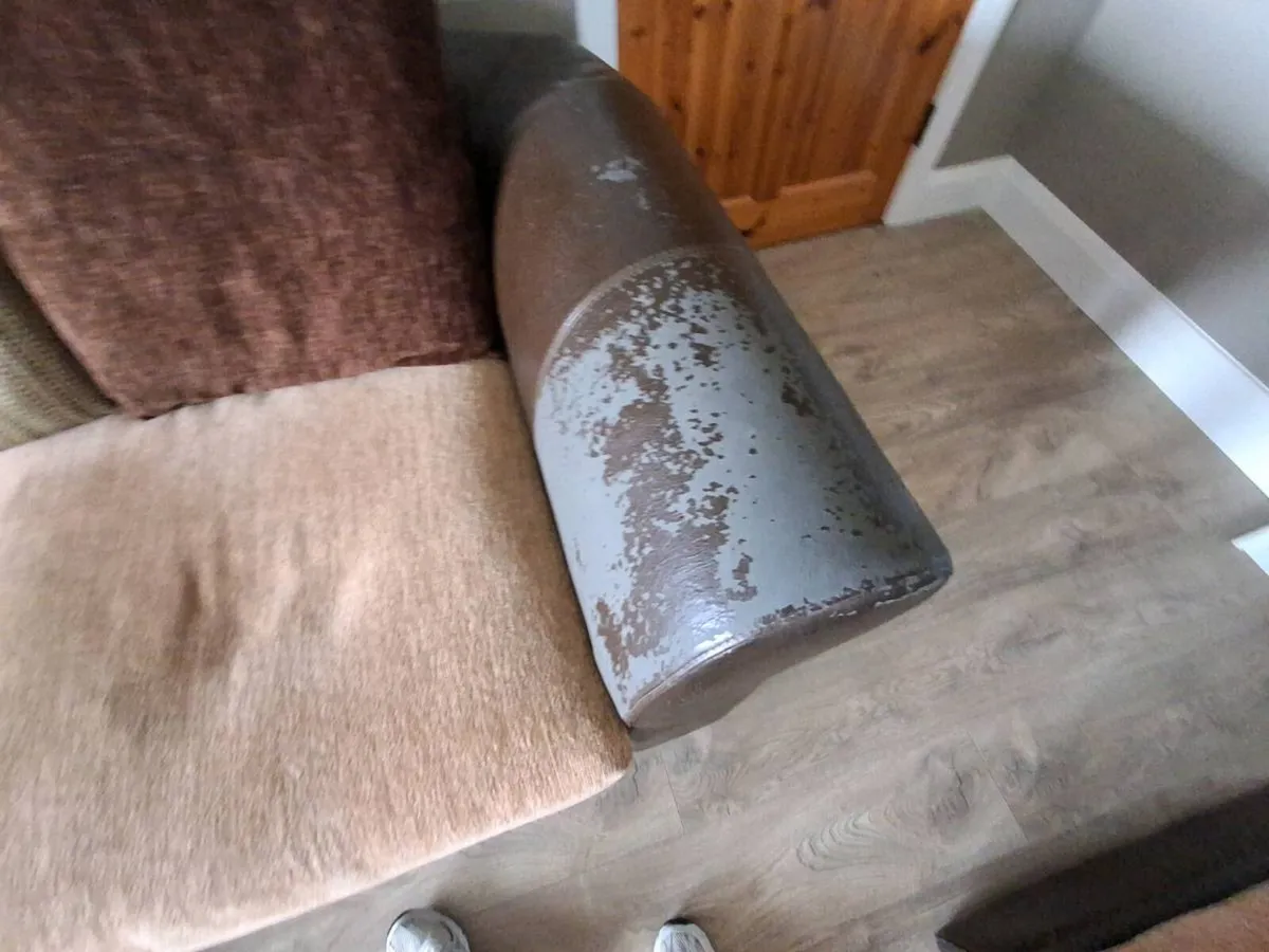 Suite of furniture(Couch) - Image 2