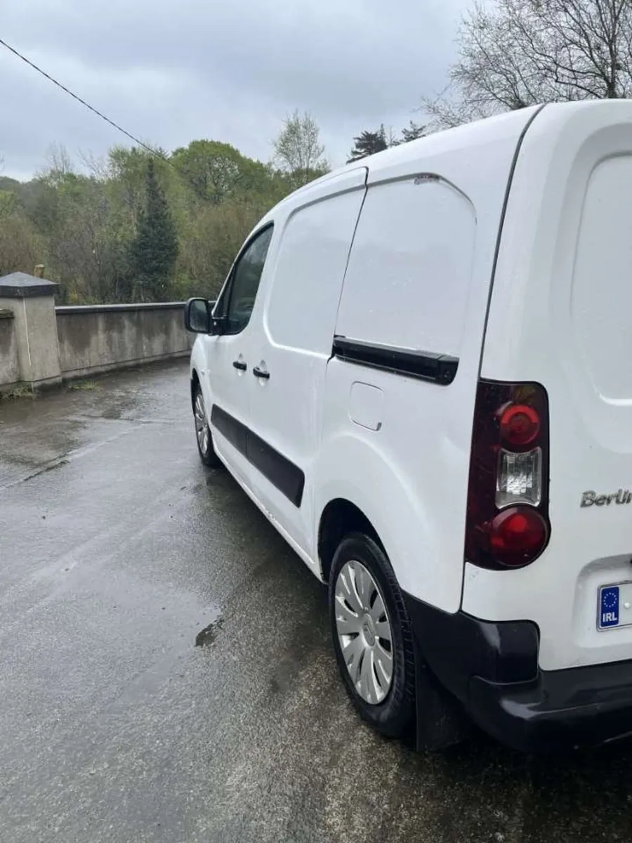 Berlingo van - Image 4