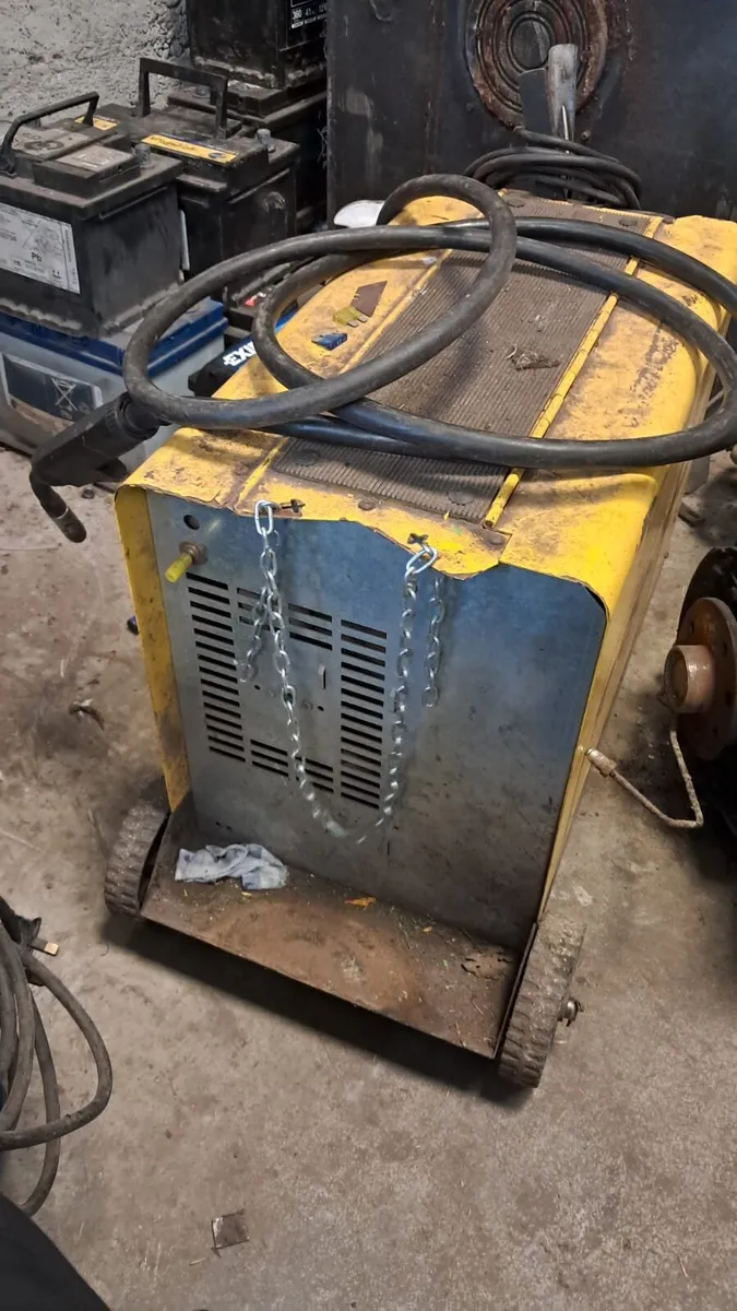 Welder - Image 3