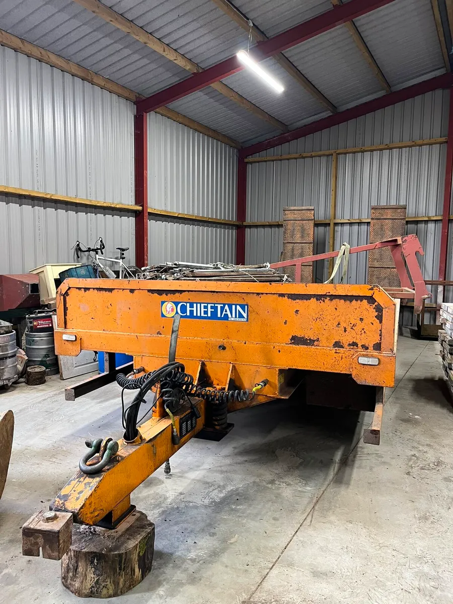 Chieftan Tri Axle Low Loader - Image 4