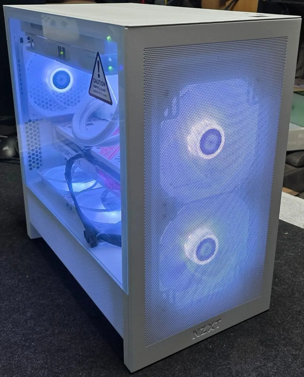 SnowDream Ryzen 7 RTX 4060Ti Gaming PC - Image 1