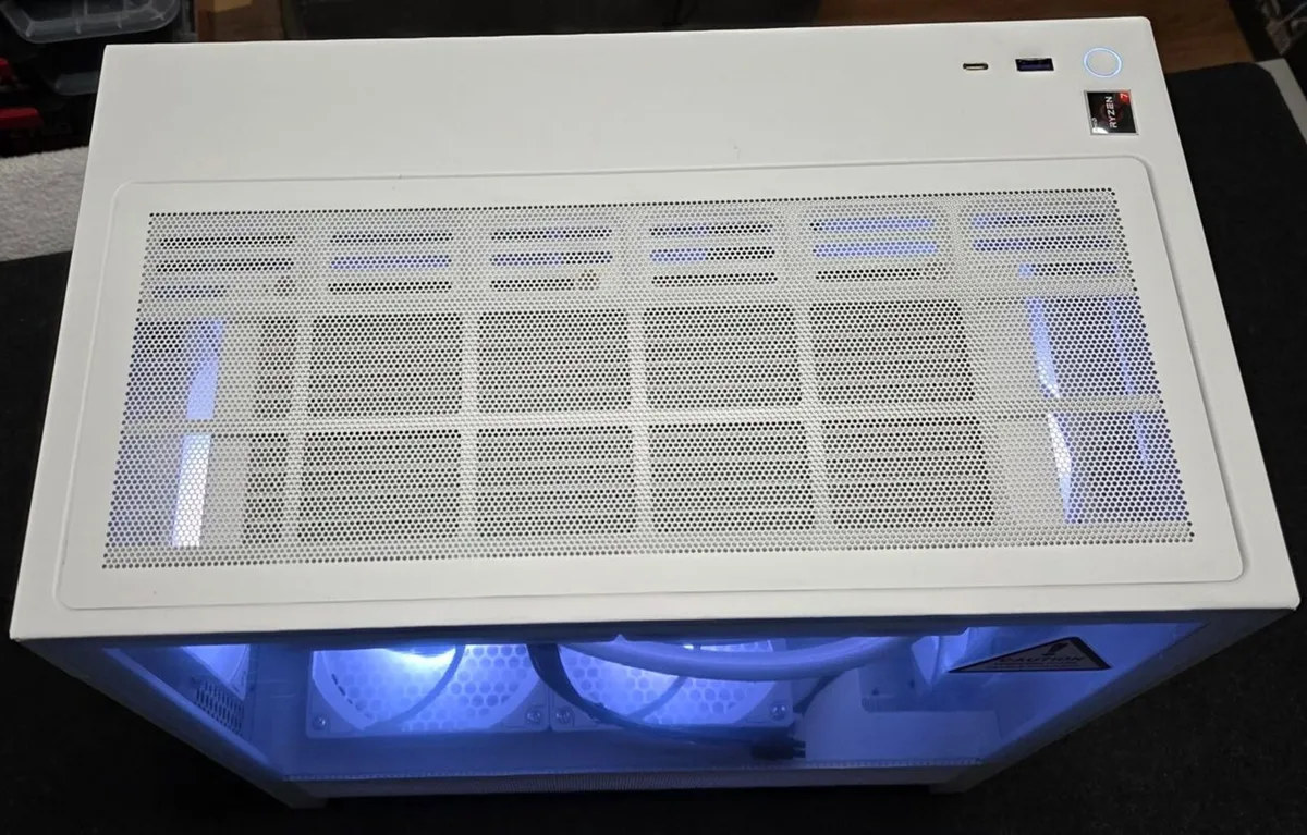 SnowDream Ryzen 7 RTX 4060Ti Gaming PC - Image 4