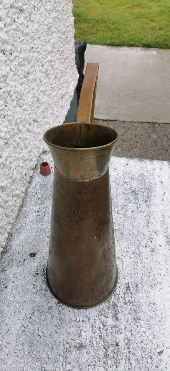 Vintage copper jug - Image 1