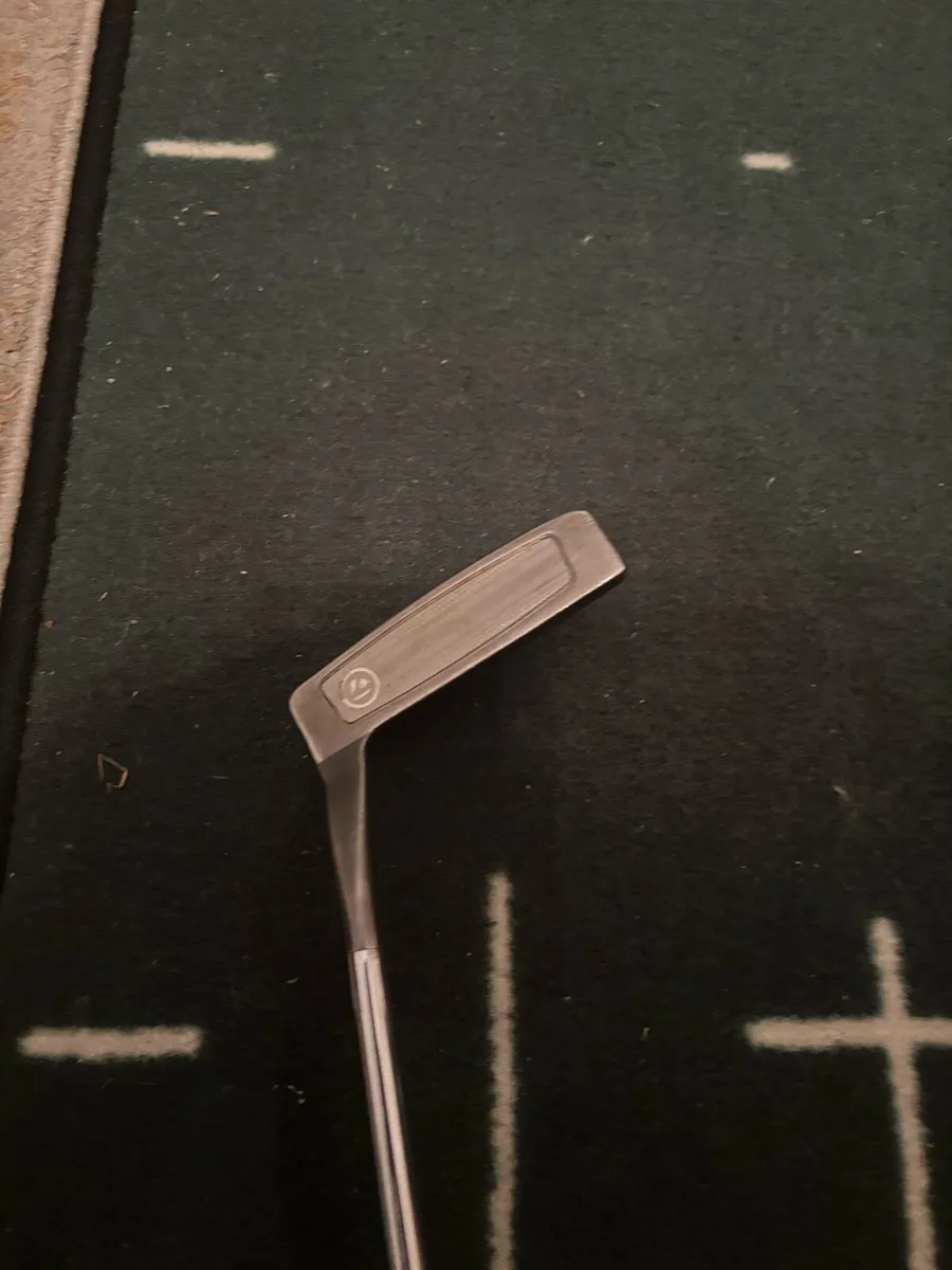 Taylormade maranello ghost tour black RH putter. - Image 2