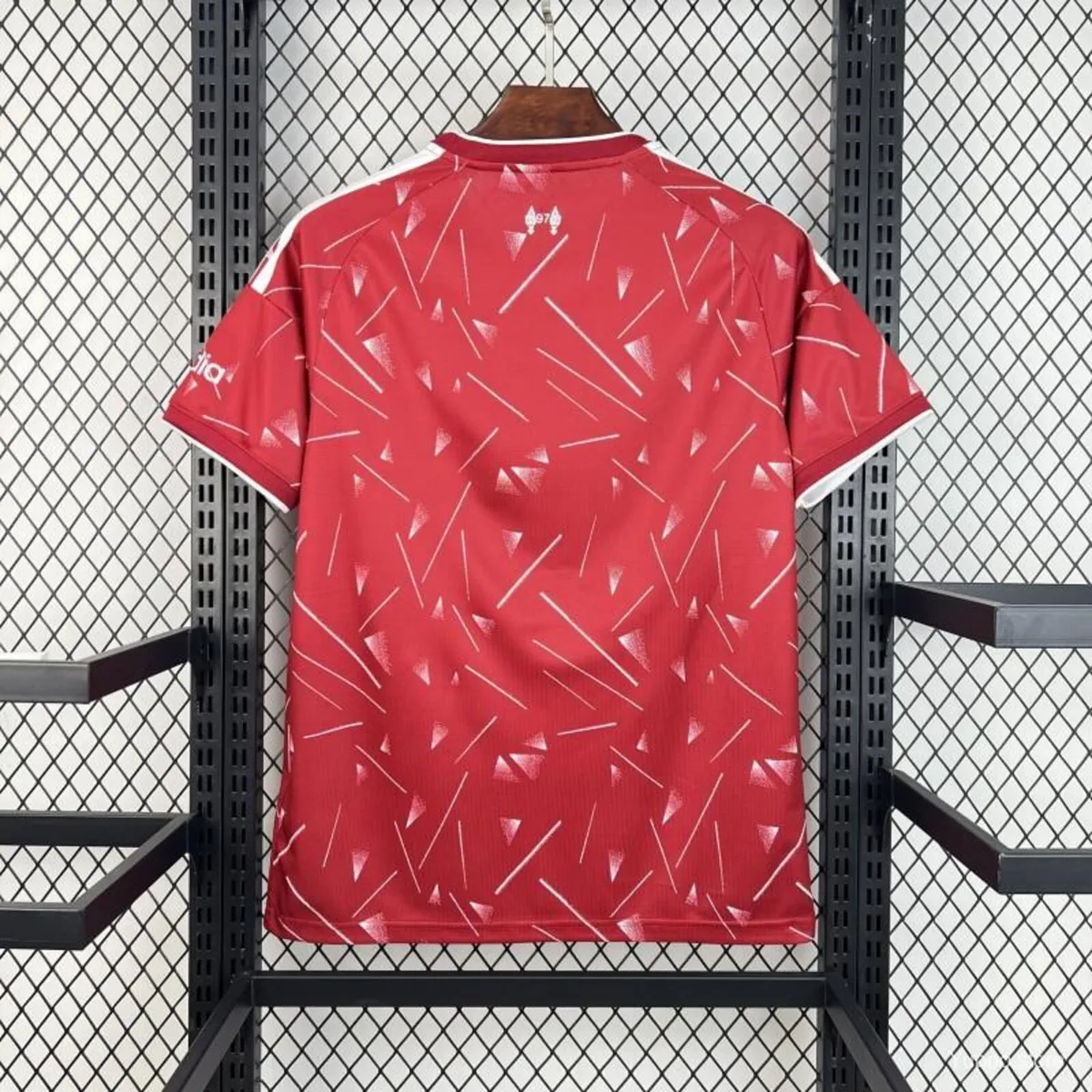 Liverpool 26/27 home soccer jersey - Image 3