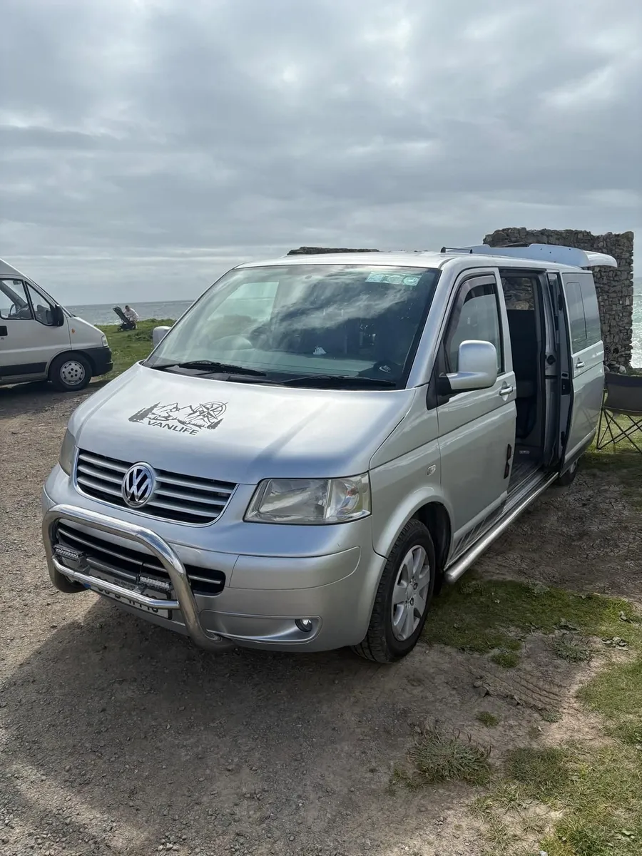 Volkswagen camper - Image 2