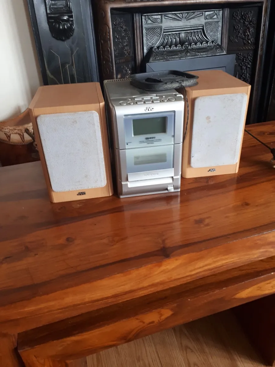 JVC radio/cd/tape
