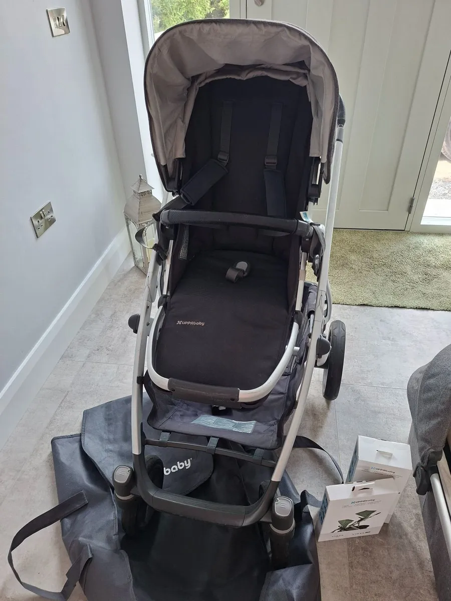 Uppababy Vista - Image 1
