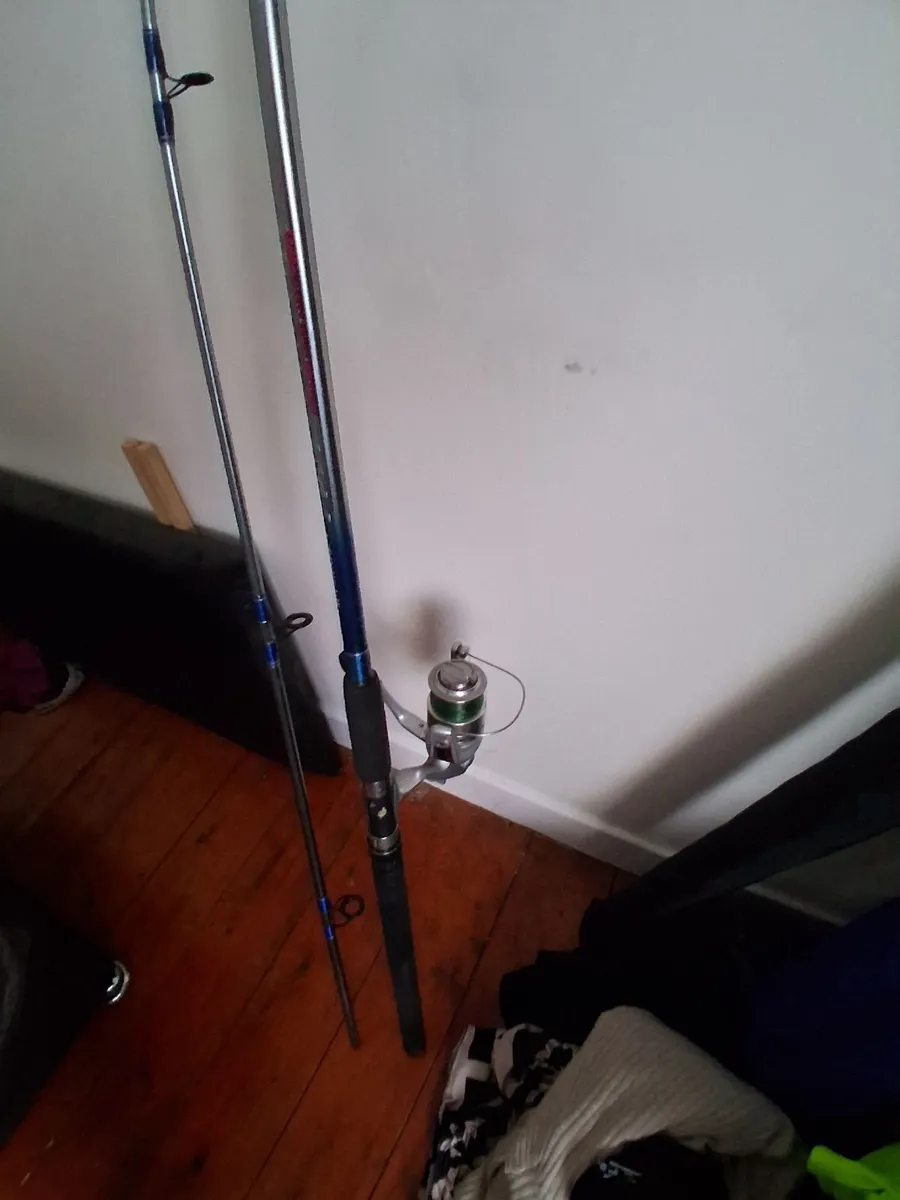 9ft fishing rod and reel - Image 1