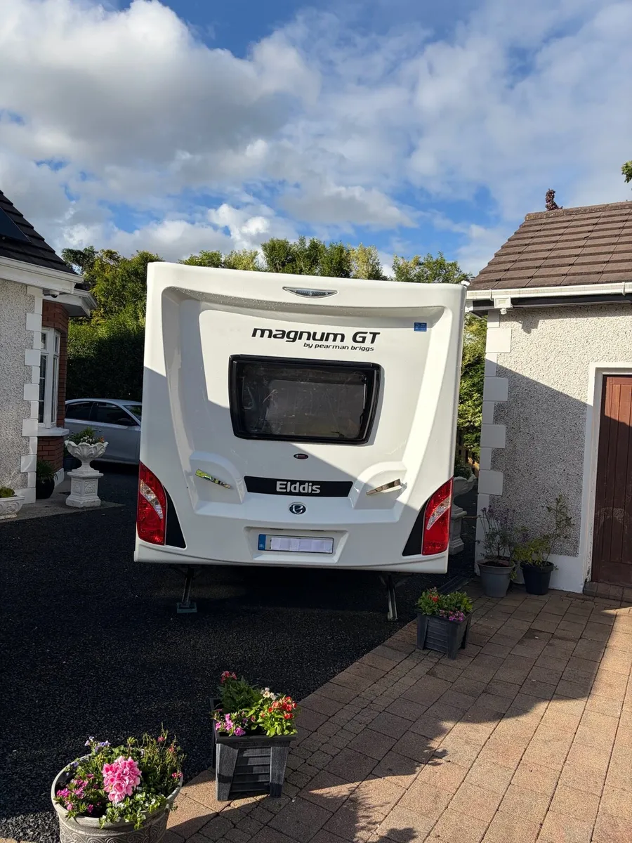 2015 Elddis Magnum GT 564,  4 Berth Caravan - Image 2