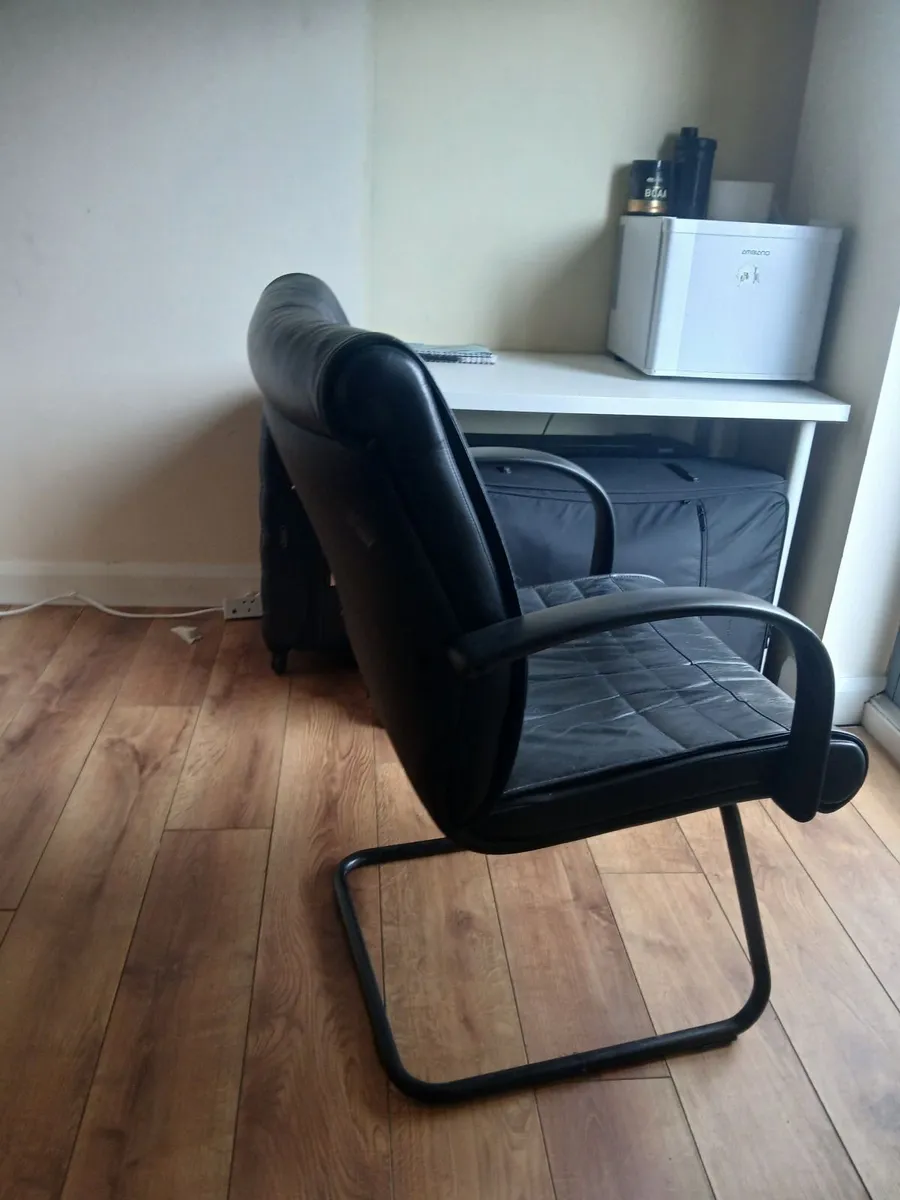 Office chair - Image 2