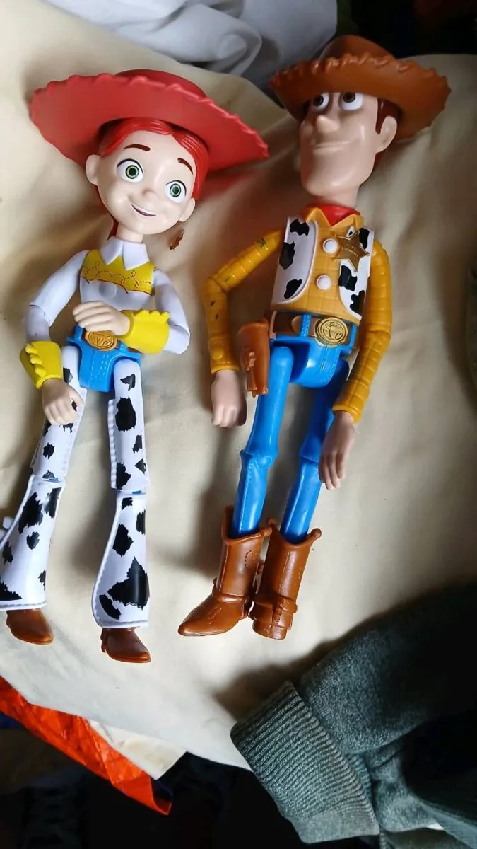 Woody and Jessie - Image 2