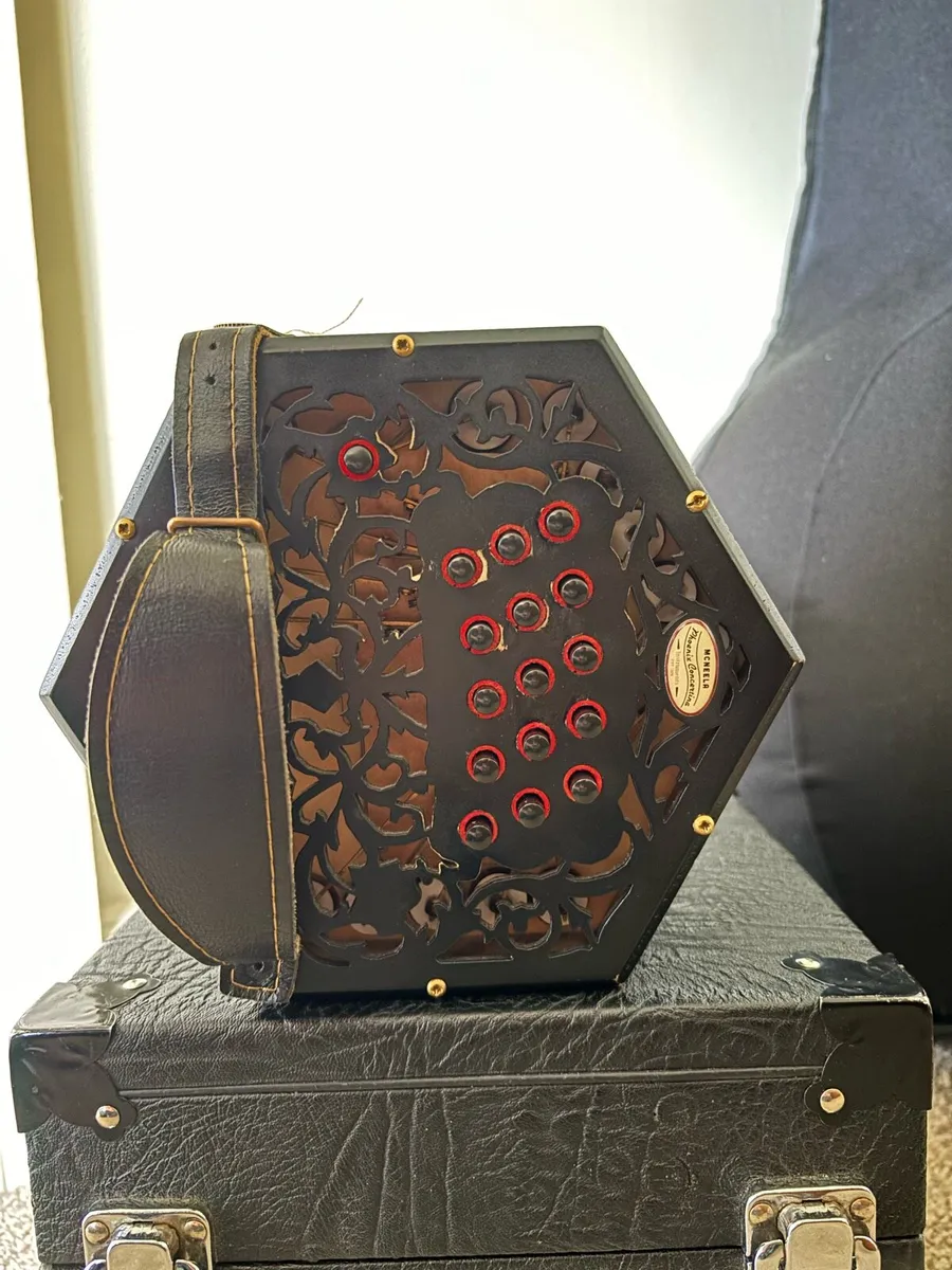Concertina - Image 1