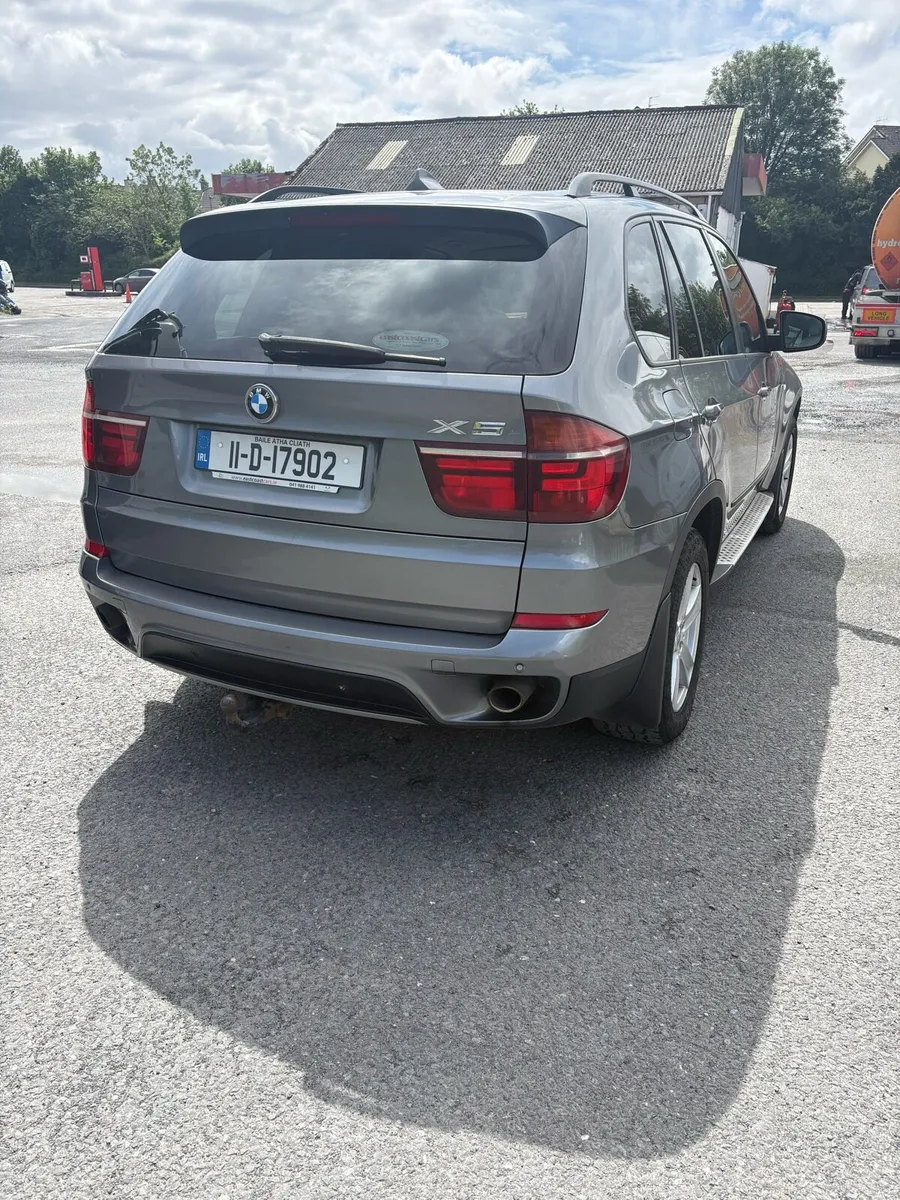 BMW X5 Commercial - Image 2