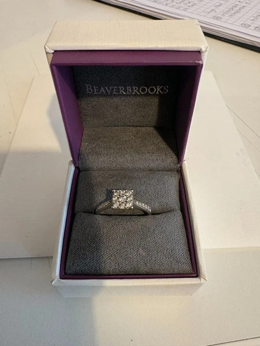 Engagement Ring 18 ct White Gold - Image 3