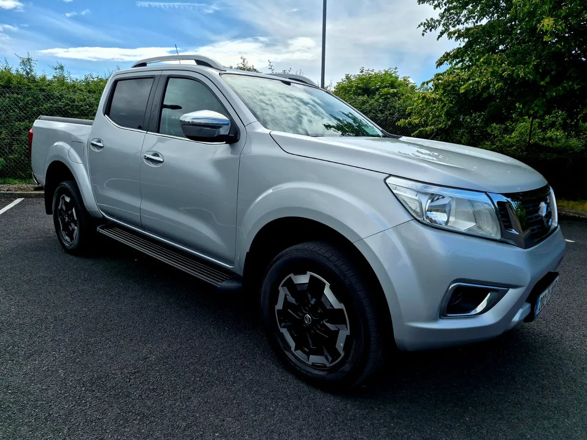 2020 NISSAN NAVARA 2.3 SVE AUTOMATIC LOW MILES - Image 2